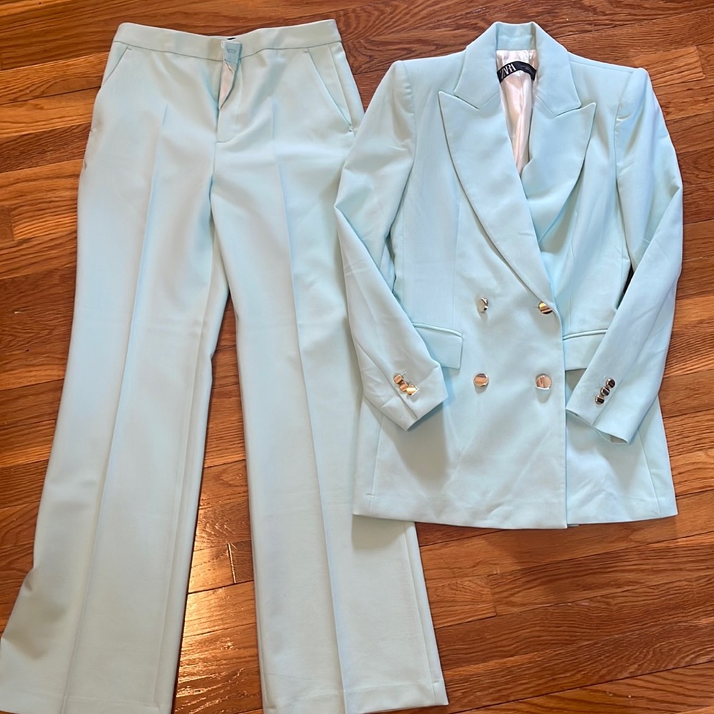 Zara blue / mint suit